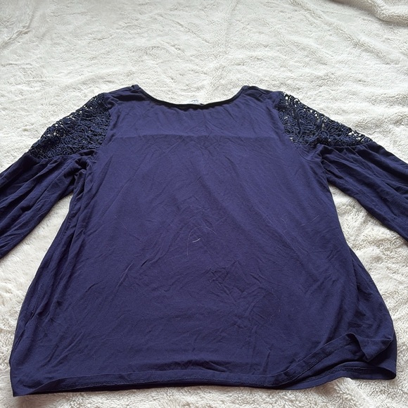 Reitmans Navy Lace-Sleeve Tunic – Size Large | Boho Chic | Scoop Neck | - Picture 5 of 7